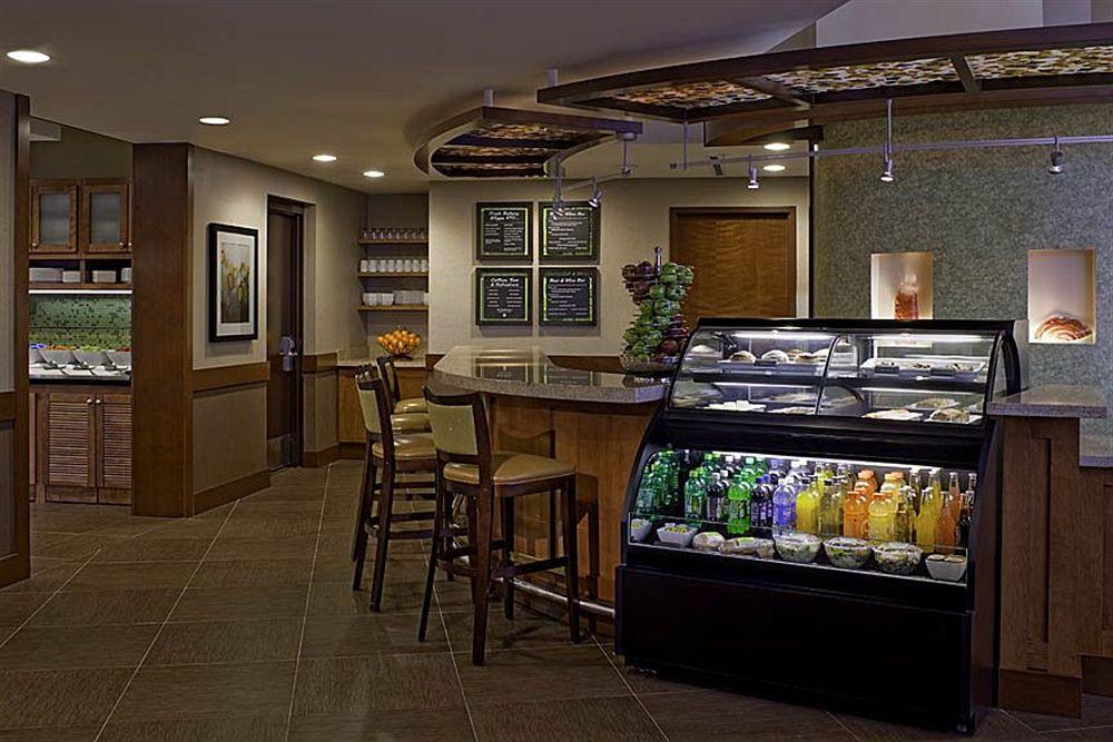 Hyatt Place Fair Lawn Paramus Restoran gambar